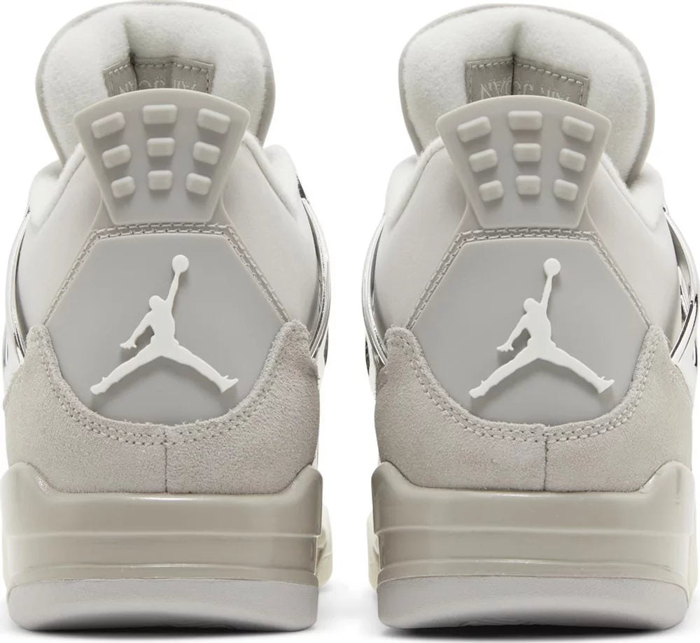 Jordan4 Retro Frozen moments